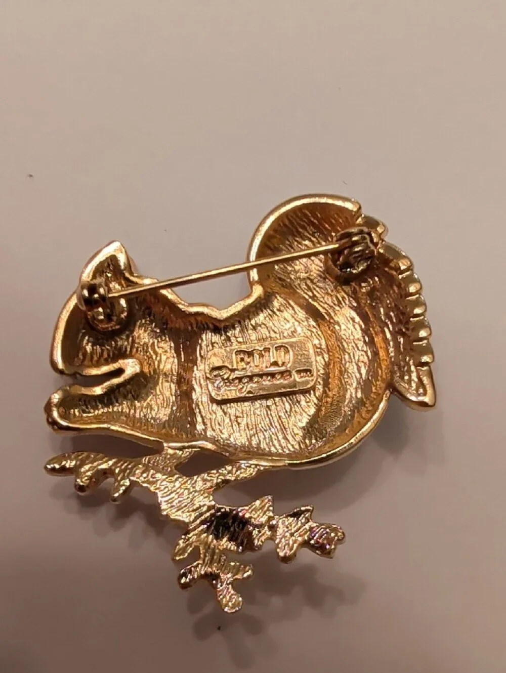 Gold Tone White Cabochon Rhinestone Squirrel Brooch
